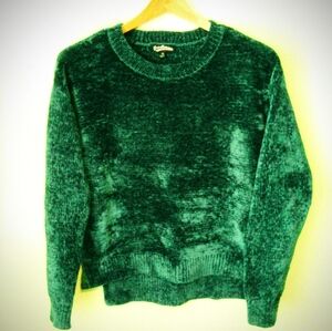 Freshman 1996 Crew Neck Green Sweater Size M